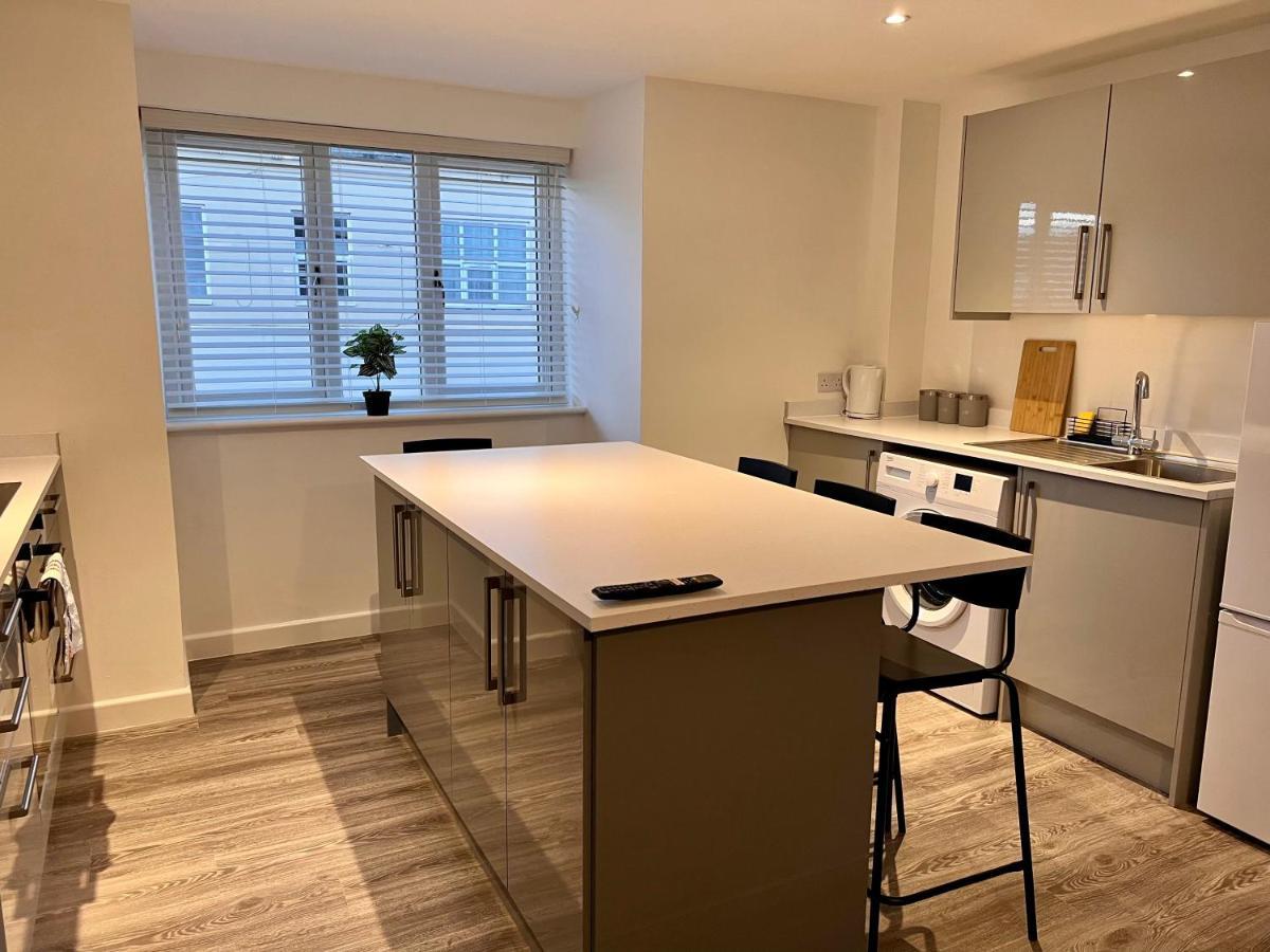 Superb Modern Flat In Northampton, Parking &Ev 아파트 외부 사진